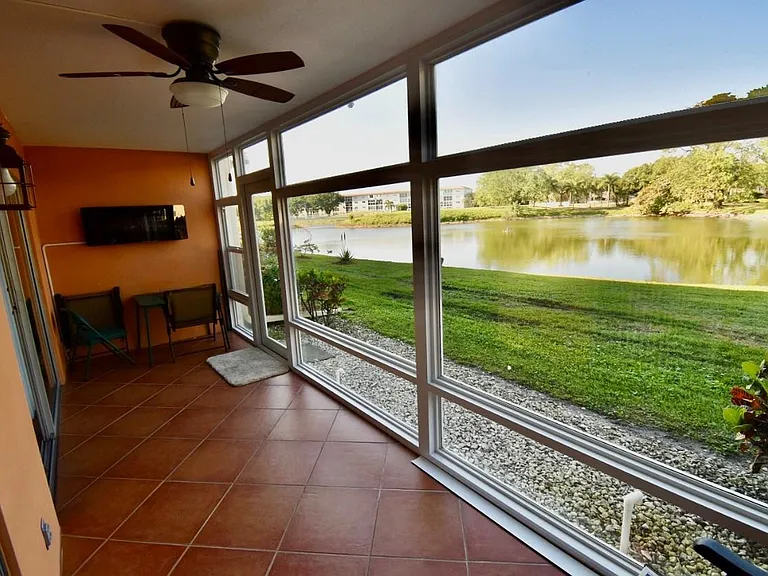 4301 Martinique Cir #K1 — Photo 3