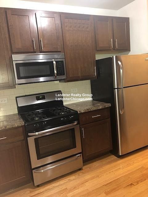 1st image of 4869 N Washtenaw Ave APT 1
