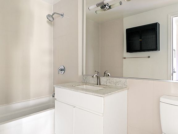 5th image of 823 Classon Ave APT 5C