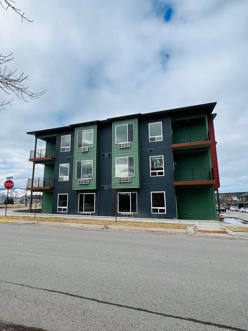 Wheeler Apartments — Photo 2