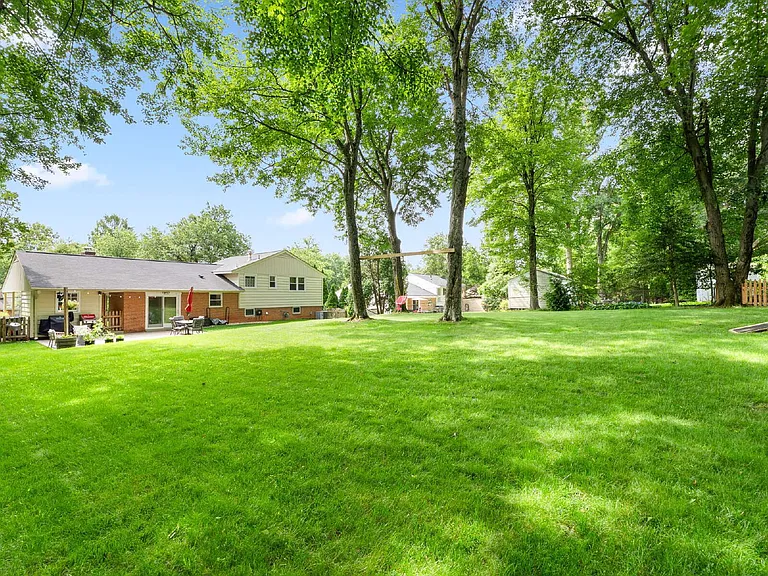 5208 Lindsay St — Photo 33