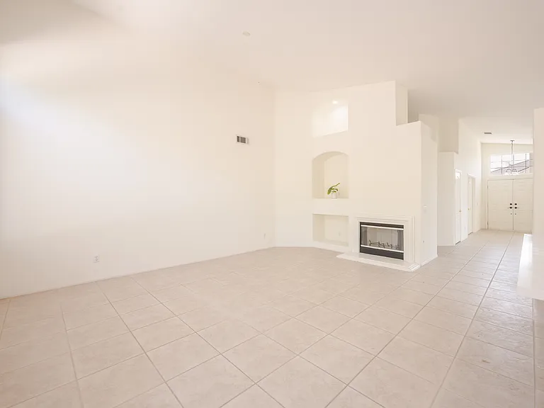 39658 Calle Azucar — Photo 11