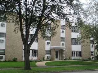 1130 Ontario St APT A3, Oak Park, IL 60302