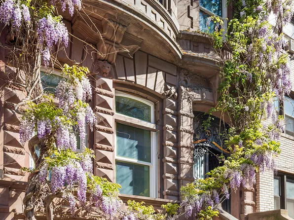 33 West 74th Street image 1 of 21