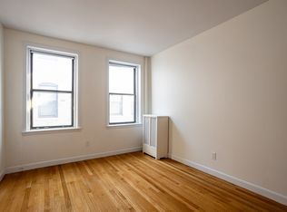 1186 Commonwealth Ave #2S, Allston, MA 02134