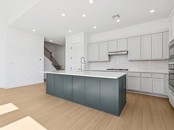 The Violet - Kitchen