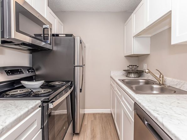 13686 E 14th Ave #636-304
