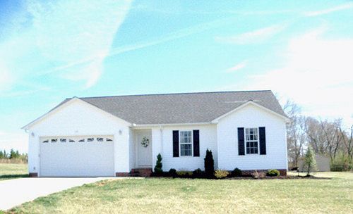 3rd image of 109 Jenny Dr