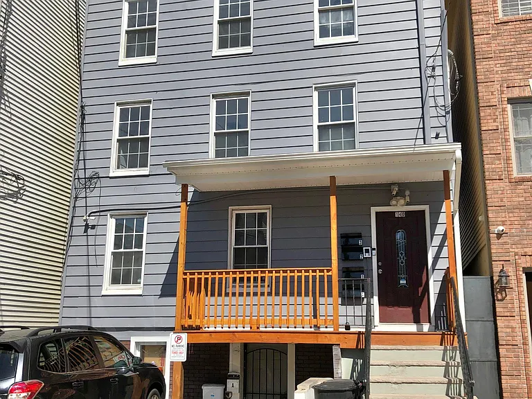 140 Beacon Ave #1 — Photo 16