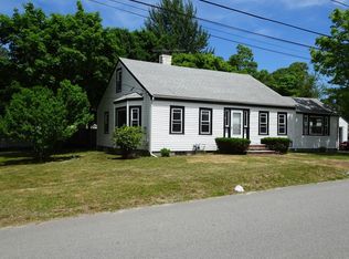 7 Juniper St, Wareham, MA 02571