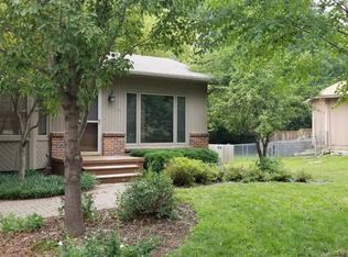 4010 Coachmen Rd, Manhattan, KS 66502