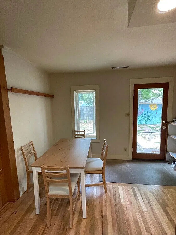 2 bed, 1.0 bath, 1098 sqft, $3,400 — Photo 4