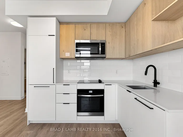 1185 Dupont St #624 — Photo 7