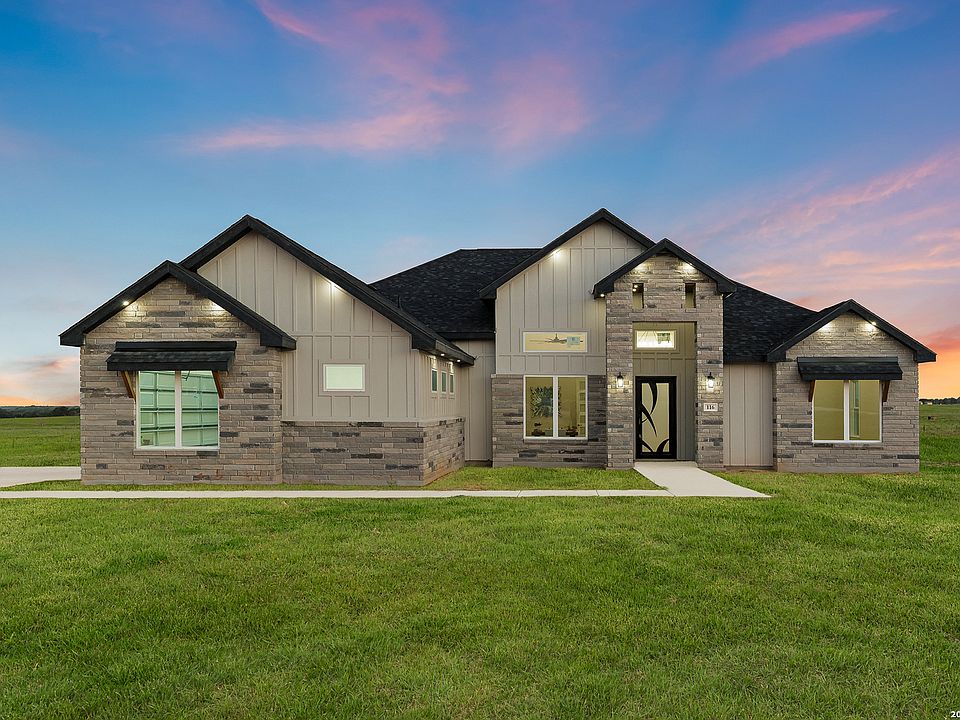 1st image of 116 PIONEER DR