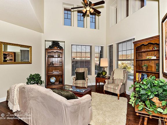 5th image of 3062 E Autumn Rose Dr