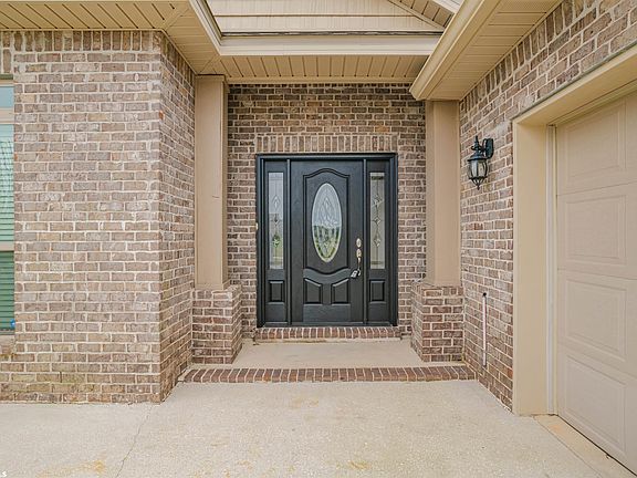 3rd image of 10362 Dunmore Dr