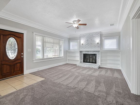 5th image of 2226 E Olive Ave