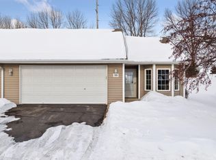 1324 Eagle Dr, Waconia, MN 55387