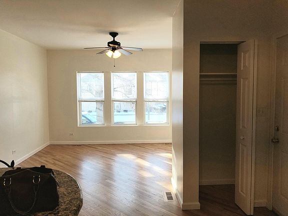3rd image of 4358 W Wilson Ave #1