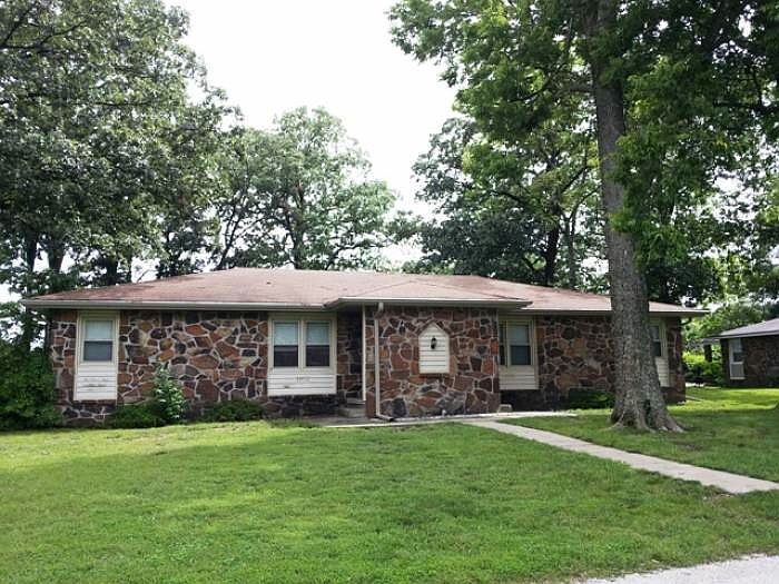 2nd image of 1902 Bellerive Dr