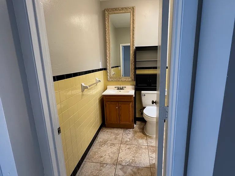 20 N Eustis St #4D — Photo 7