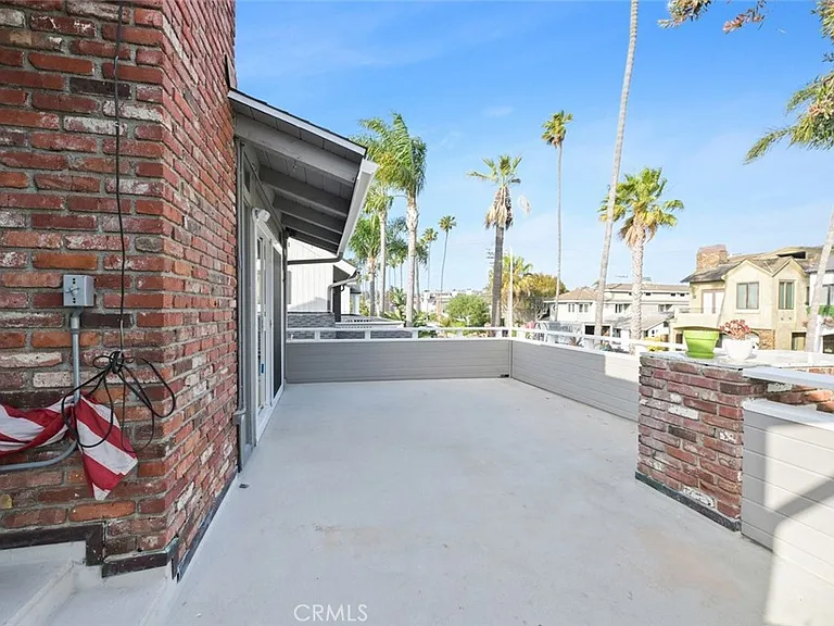 411 Goldenrod Ave #B — Photo 33