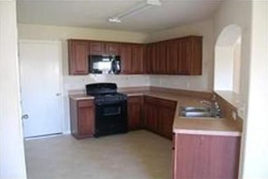 4th image of 12318 Chute Forest Dr