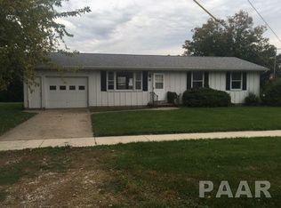 110 Arbor St, Bradford, IL 61421