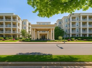 3098 Guildford Way #343, Coquitlam, BC V3B 7W8