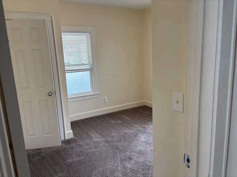 1242 Vineyard Dr — Photo 10