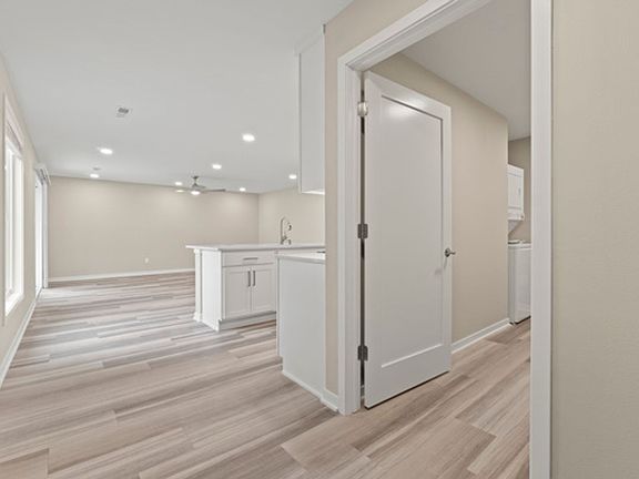 5th image of 417 4th Ave #B1