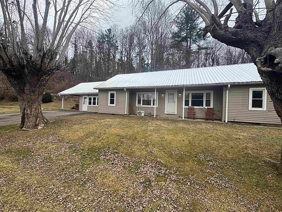 4th image of 5216 Peaks Mountain Rd