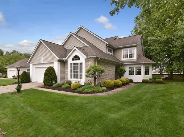 3691 Lexington Ct, Westlake, OH 44145