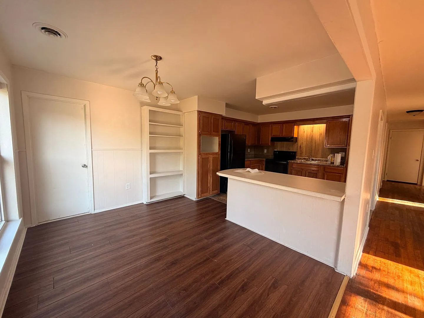 Charming 3-bedroom home in Russellville, AR — Photo 2