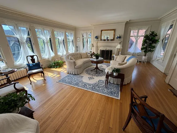 (undisclosed Address), Saint Paul, MN 55102