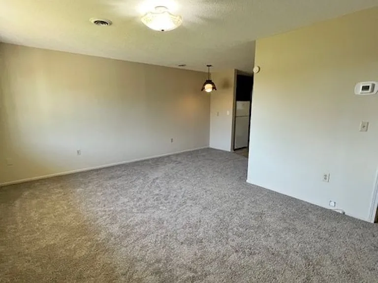 103 Teakwood Dr — Photo 6