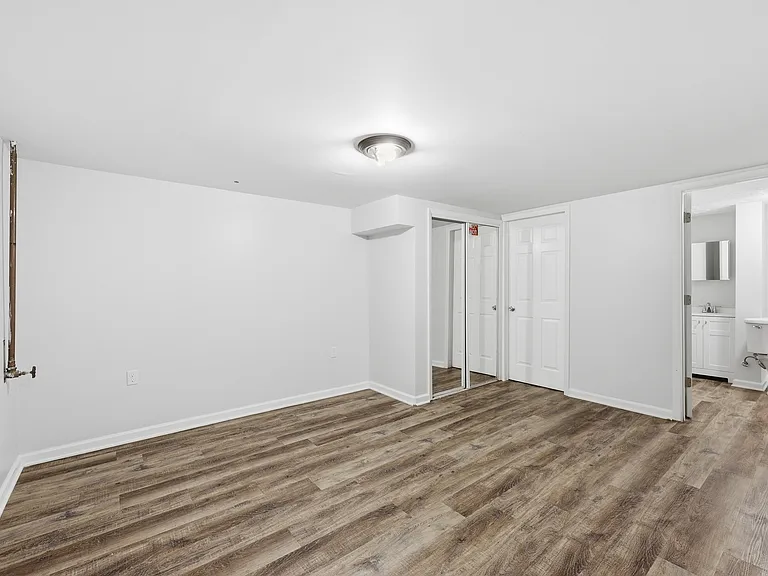 1882 Bennigan Dr — Photo 14