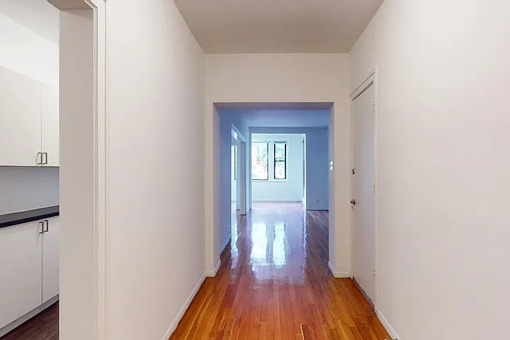 5508 S. Cornell Avenue — Photo 24