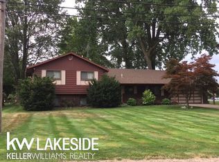 28201 E Duluth St, Harrison Township, MI