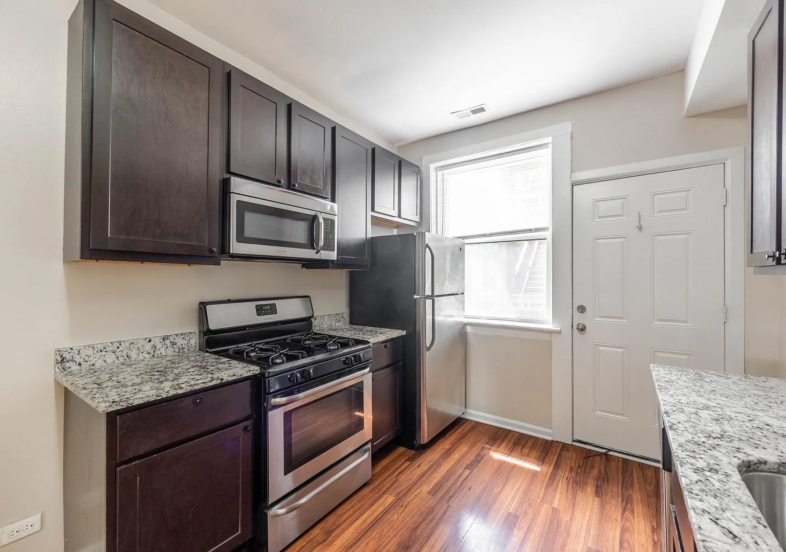 3751 West Sunnyside Avenue #1 — Photo 4