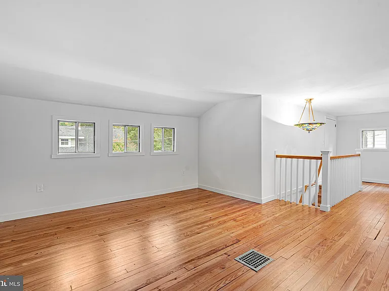 126 Estaugh Ave — Photo 18