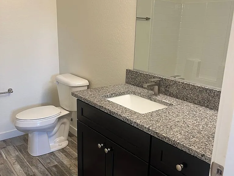 4200 N Viewpoint Dr — Photo 19
