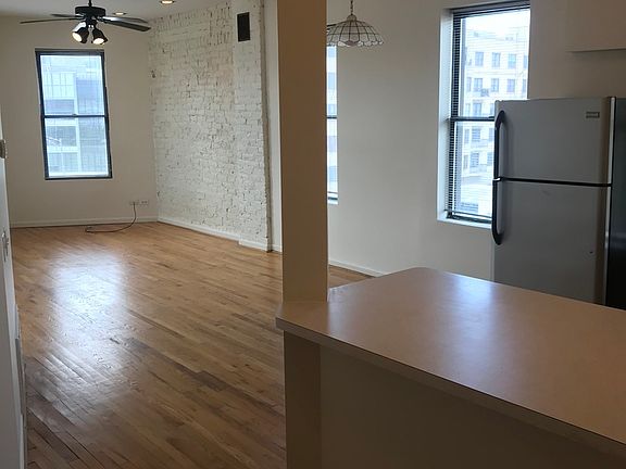 4th image of 729 W Grand Ave APT 4F
