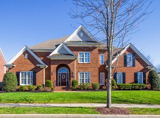 672 Springlake Dr, Franklin, TN 37064