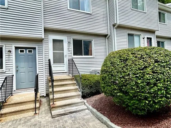 273 Derby Avenue #905, Derby, CT 06418