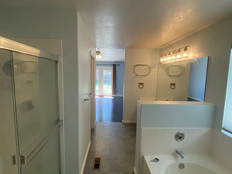 12 Wisteria Ct — Photo 10
