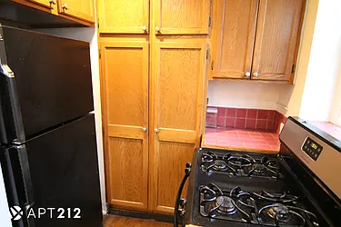 Rented by APT212 INC