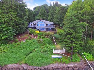 28433 Gamble Bay Rd NE, Kingston, WA 98346