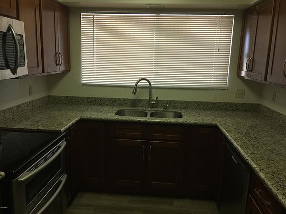 5th image of 3945 W Mission Ln
