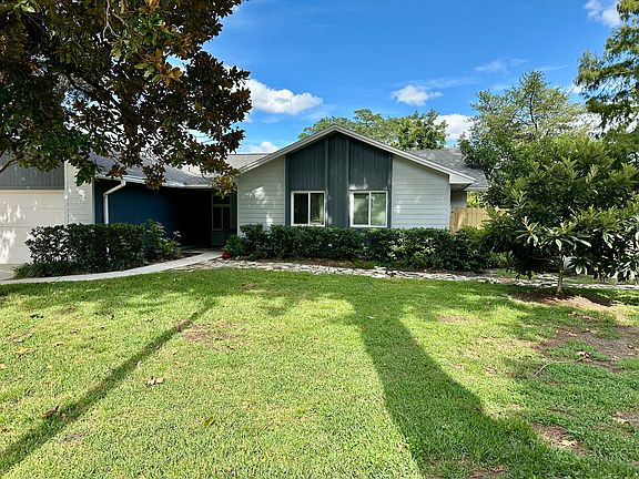 2nd image of 8003 Applehill Ct